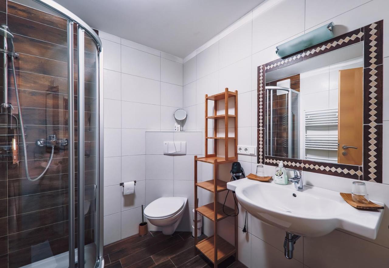 Panorama Hotel Guggenbichl - Inkl Sommerkarte, Einmaliger Eintritt Ins Tauern Spa & Bester Ausblick Ueber Kaprun Ngoại thất bức ảnh