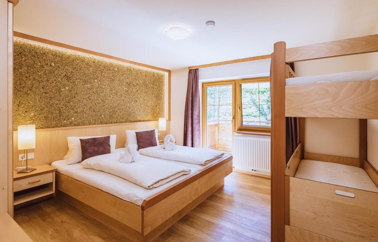 Panorama Hotel Guggenbichl - Inkl Sommerkarte, Einmaliger Eintritt Ins Tauern Spa & Bester Ausblick Ueber Kaprun Ngoại thất bức ảnh